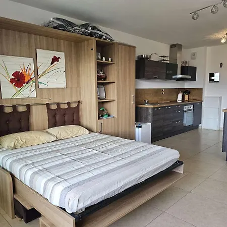 Nautilus N7 Proche Centre-ville Porto-vecchio شقة *